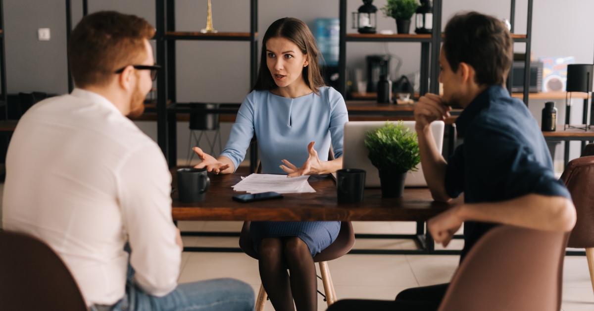 ventajas de contratar un agente inmobiliario» Ventajas de contratar un agente inmobiliario